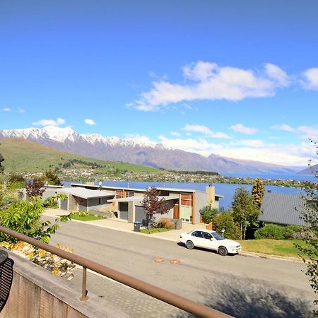 Earnslaw Central Views A Куийнстаун Екстериор снимка